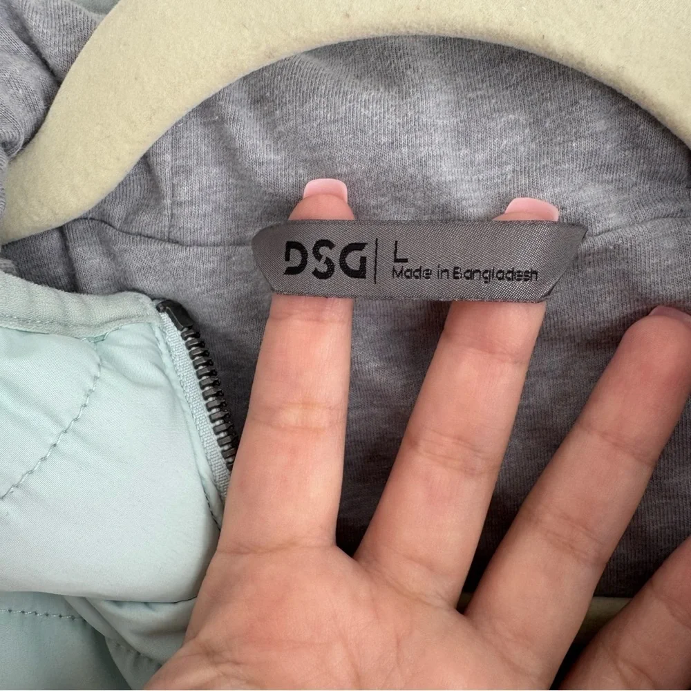 DSG Insulated Aqua Light Blue Puffer Hooded Winter Jacket Size L